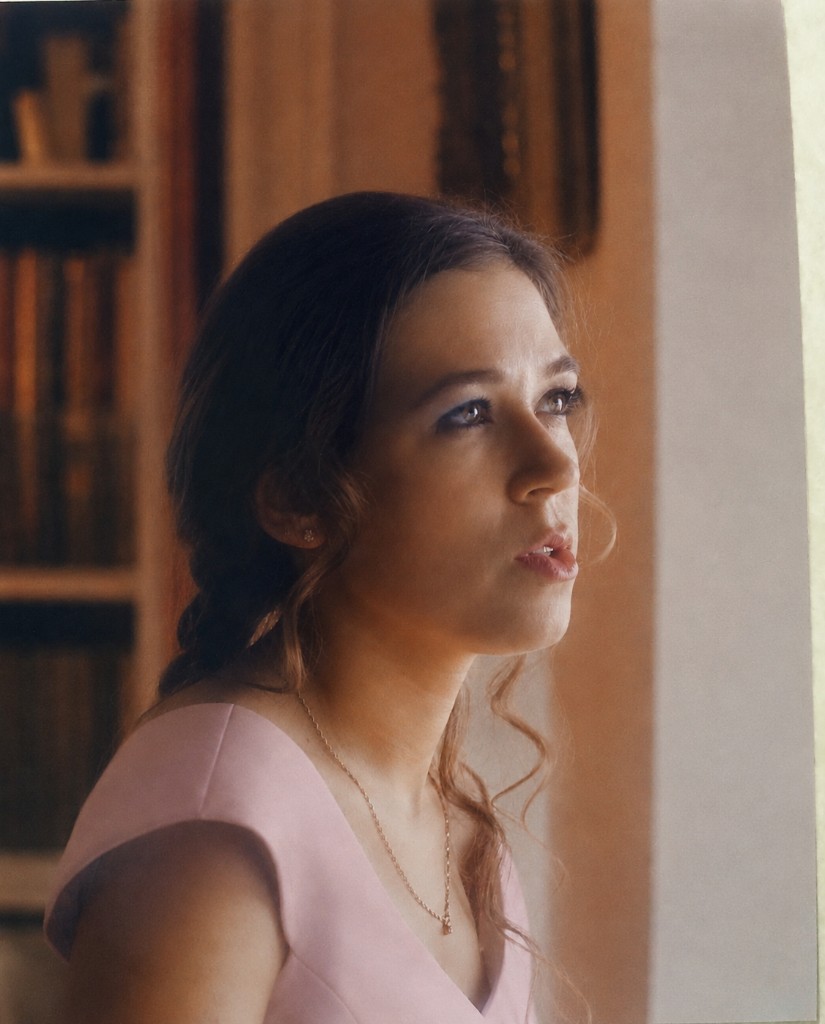 Nuria Medel in 1996, young language teacher in Spain